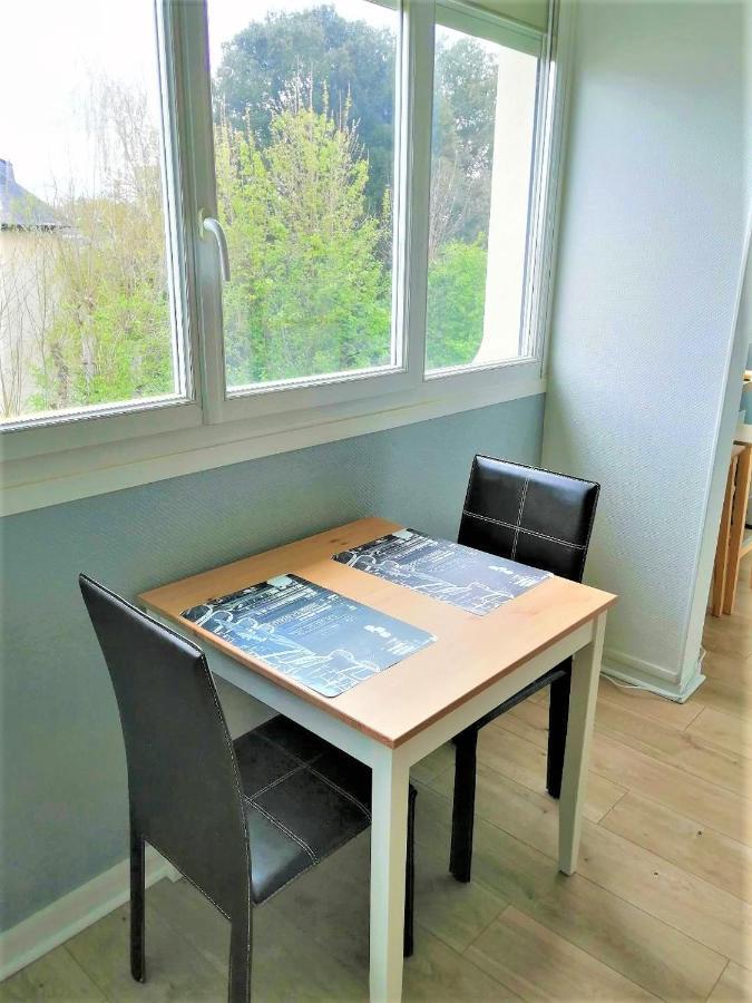 Khara - Sils Appartement Caen Buitenkant foto